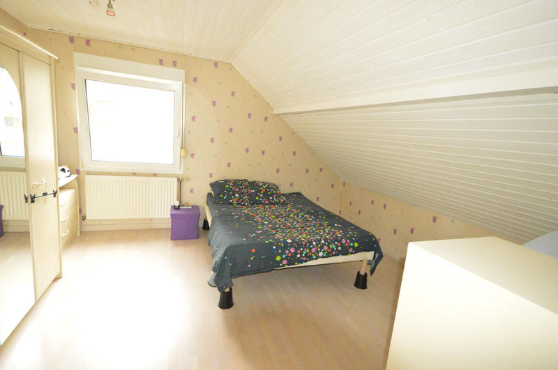 Maison - 220 m² - 10 pièces