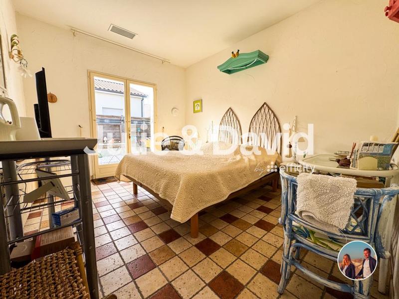 Maison - 400 m² - 12 pièces