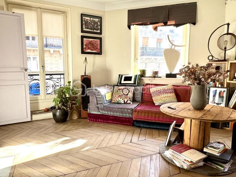 Appartement - 122 m² - 6 pièces