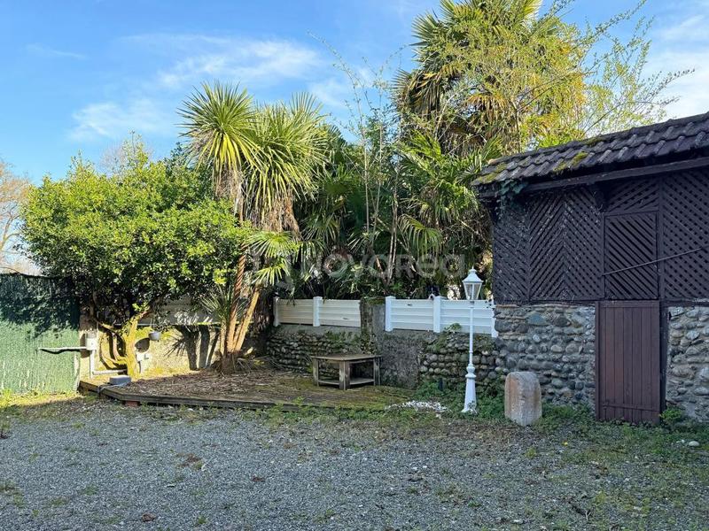 Maison - 92 m² - 4 pièces