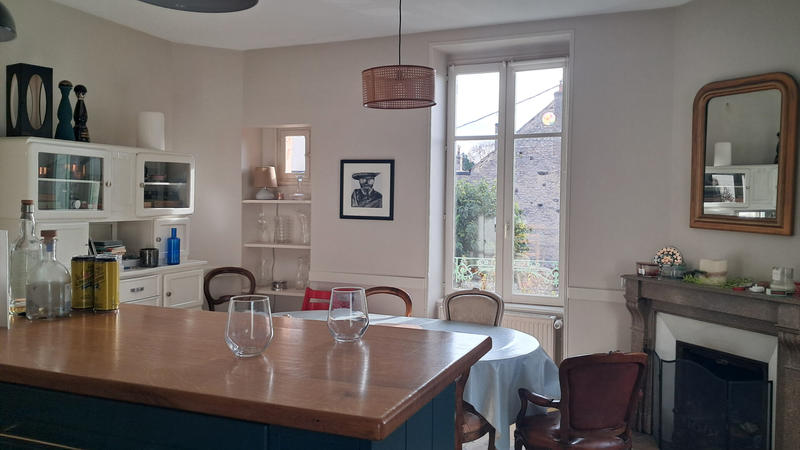 Maison - 140 m² - 7 pièces