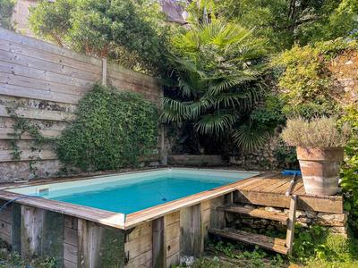 Maison - 245 m² - 10 pièces