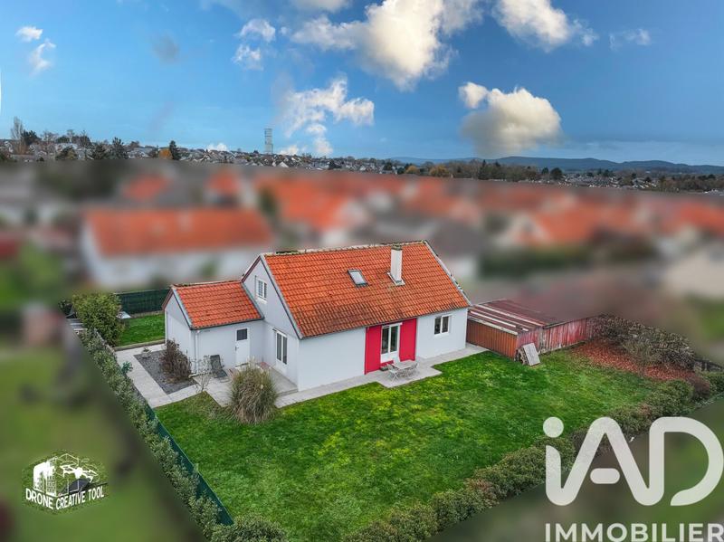 Maison - 140 m² - 5 pièces