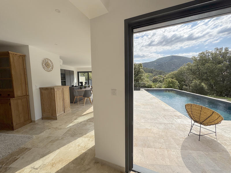 Villa - 160 m² - 6 pièces