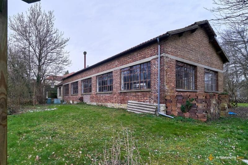 Maison - 240 m² - 7 pièces