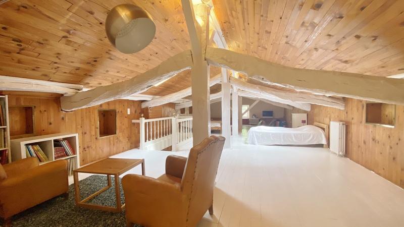 Corps de ferme - 378 m² - 7 pièces