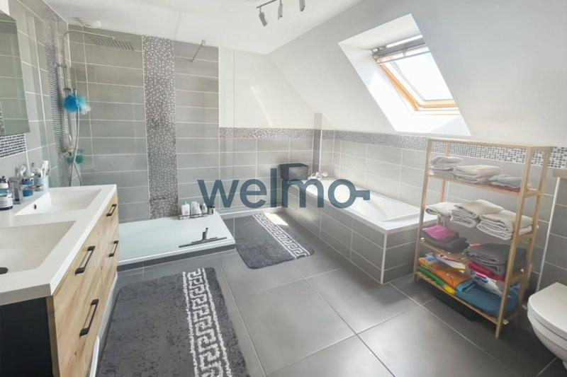 Maison - 135 m² - 5 pièces