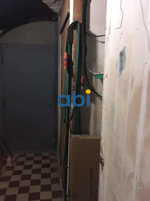 Appartement - 80 m² - 1 pièce