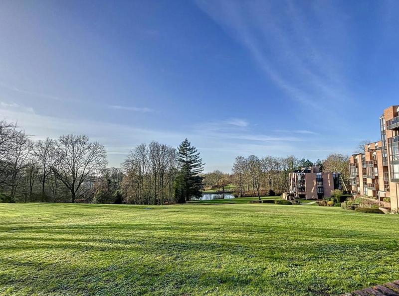 Appartement - 96 m² - 4 pièces