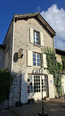 Fonds de commerce - Local commercial - 400 m²