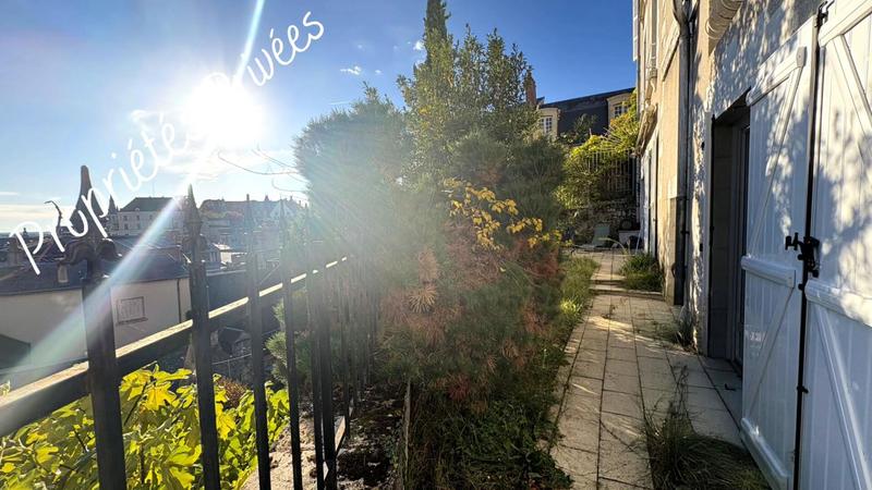 Appartement - 172 m² - 5 pièces