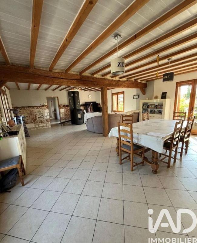 Maison - 274 m² - 7 pièces