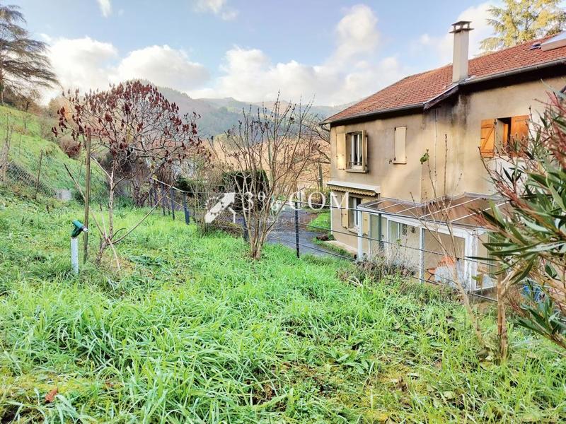 Maison de village - 105 m² - 4 pièces