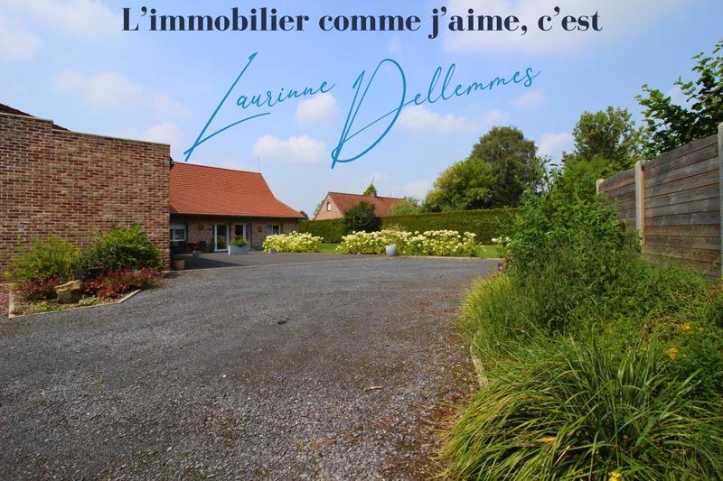 Grange - 240 m² - 11 pièces