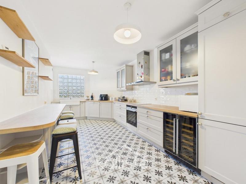 Appartement - 131 m² - 5 pièces