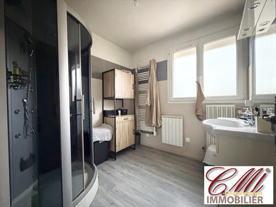 Maison - 100 m² - 5 pièces