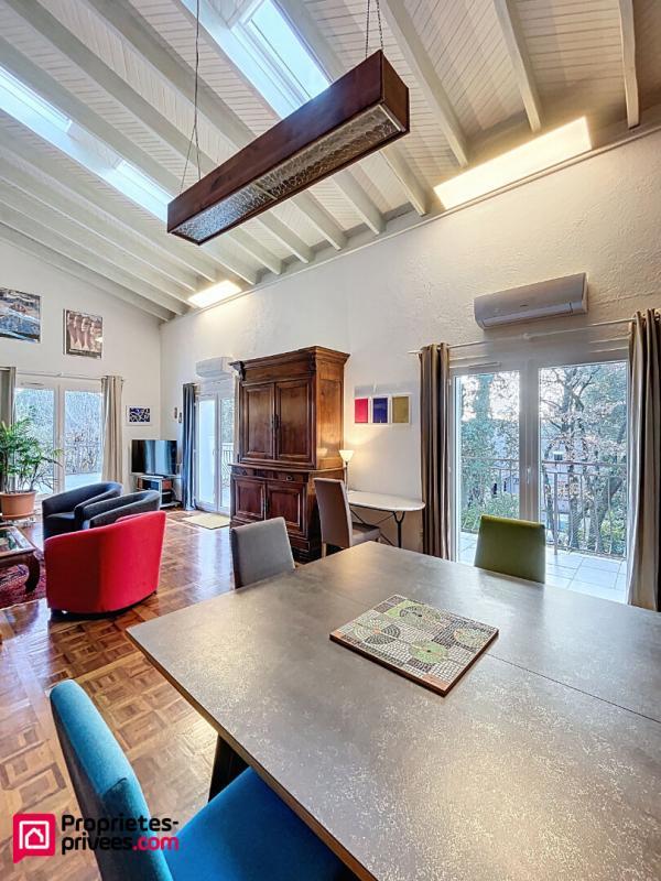 Villa - 213 m² - 6 pièces