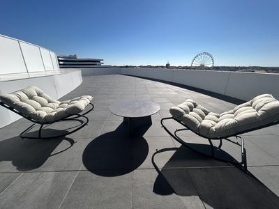 Appartement sur toit - 80 m² - 4 pièces