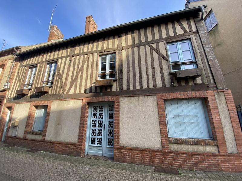 Maison - 180 m² - 7 pièces