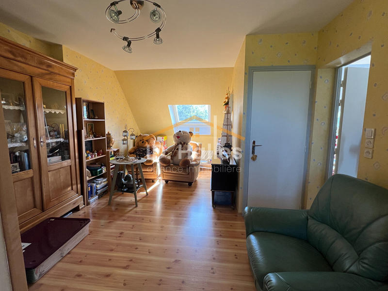 Maison - 152 m² - 6 pièces