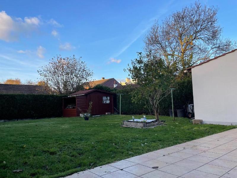 Maison - 94 m² - 5 pièces