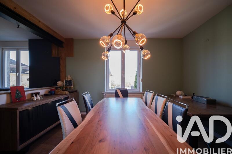 Appartement - 104 m² - 5 pièces