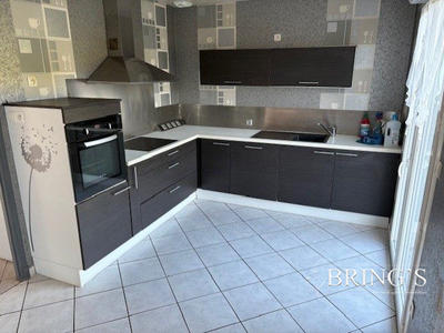 Maison - 127 m² - 6 pièces