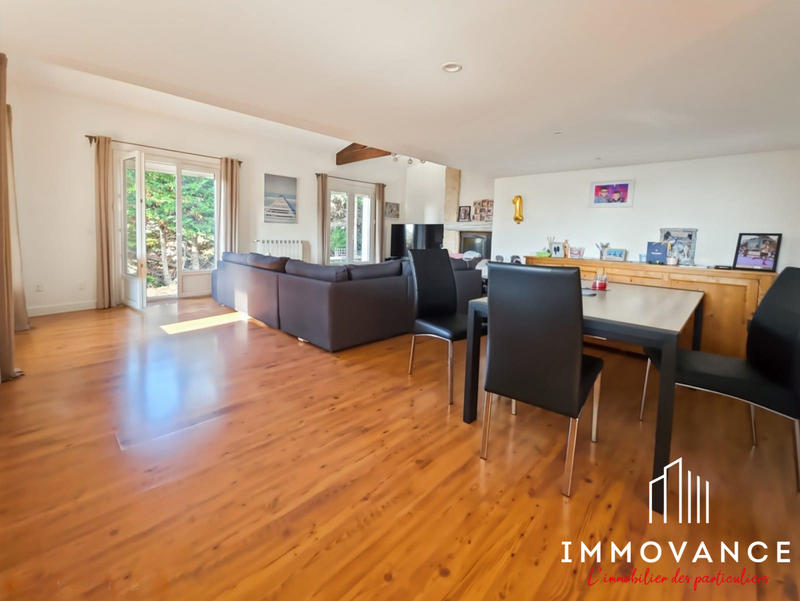 Maison - 140 m² - 5 pièces