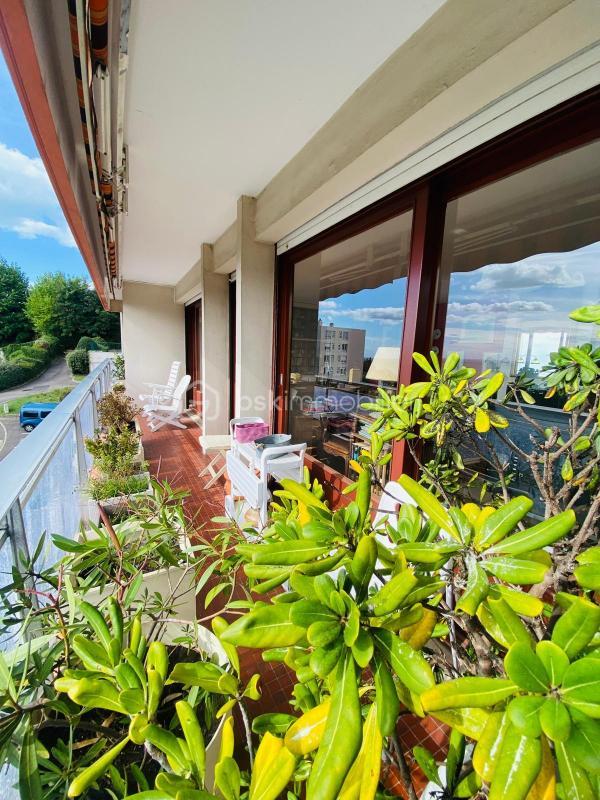 Appartement - 134 m² - 6 pièces