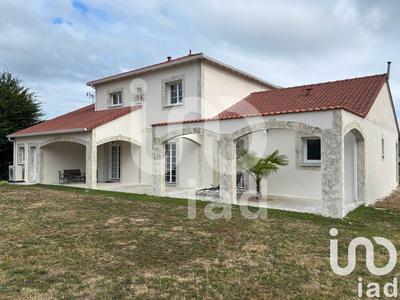 Maison - 152 m² - 7 pièces