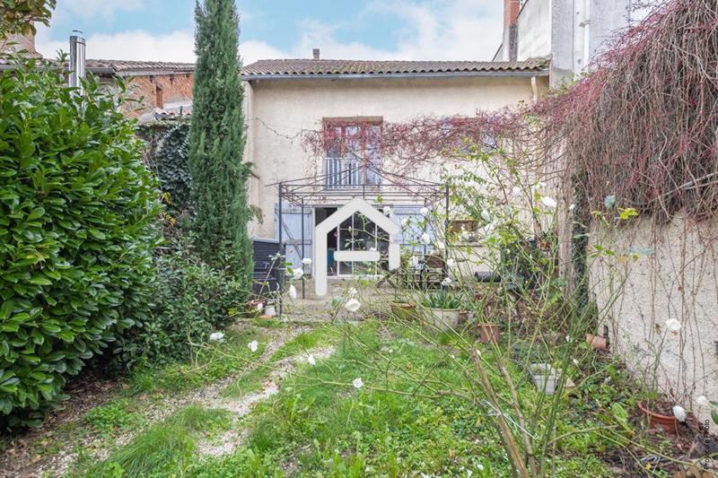 Maison de ville - 203 m² - 6 pièces