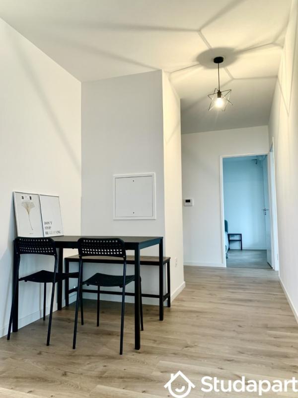 Chambre - 17 m² - 1 pièce