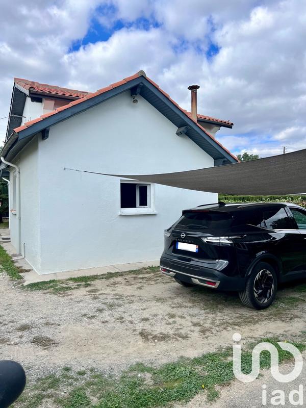 Maison - 88 m² - 6 pièces