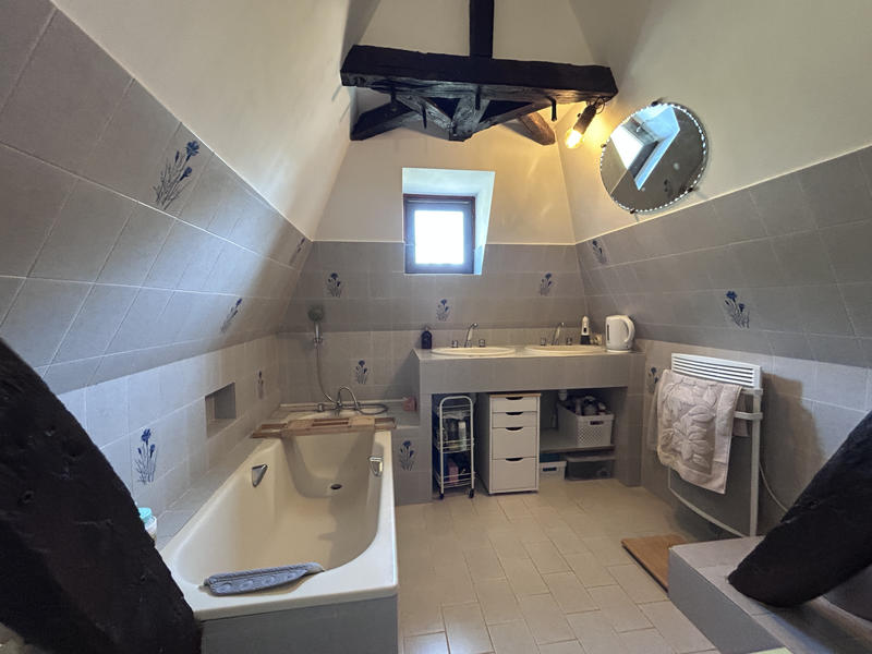 Maison - 146 m² - 7 pièces