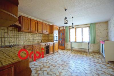 Maison - 196 m² - 5 pièces