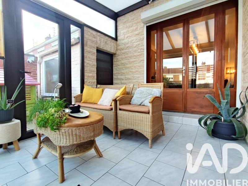 Maison - 95 m² - 5 pièces