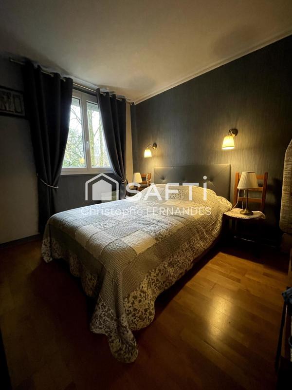 Appartement - 94 m² - 4 pièces