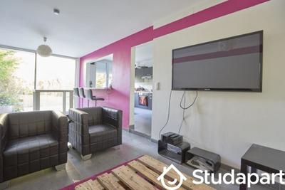 Chambre - 15 m² - 1 pièce