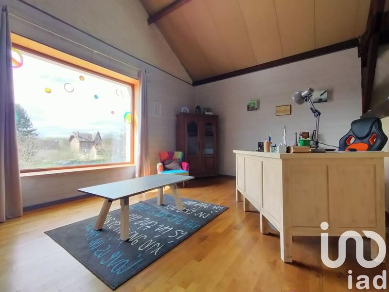 Maison - 247 m² - 9 pièces