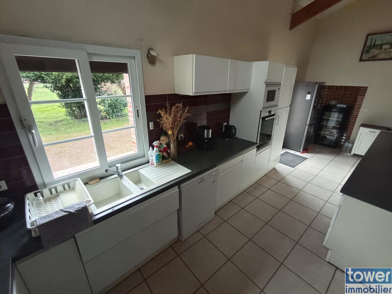 Maison - 183 m² - 5 pièces