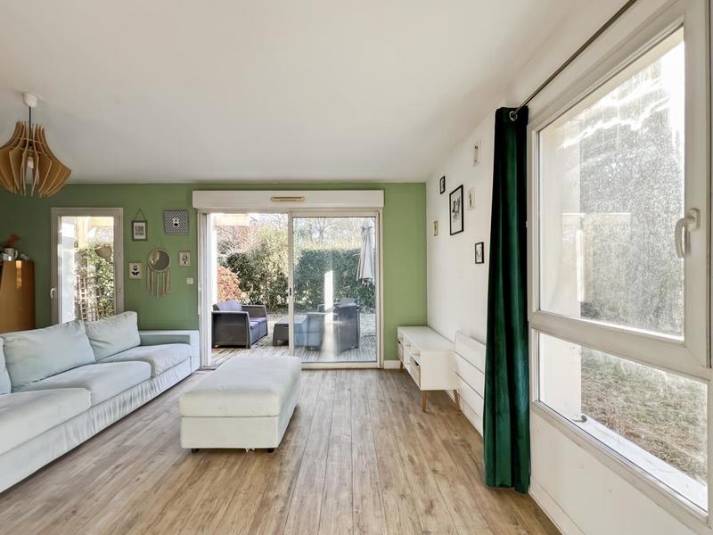 Pavillon - 94 m² - 4 pièces