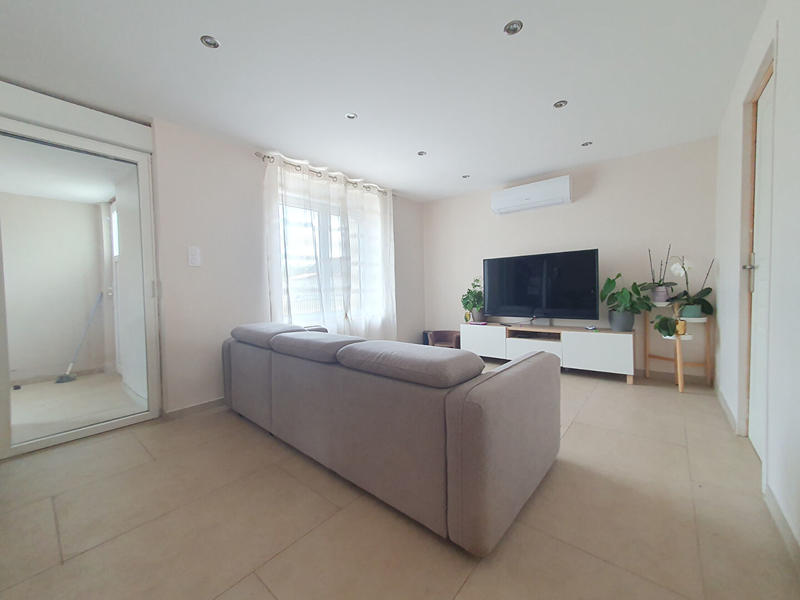 Maison - 99 m² - 5 pièces