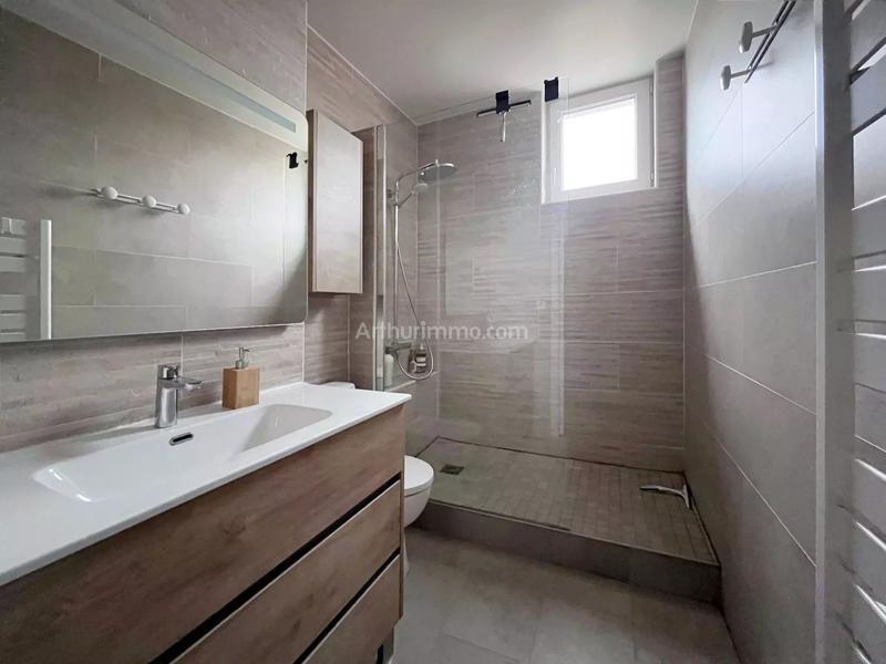 Appartement - 99 m² - 5 pièces