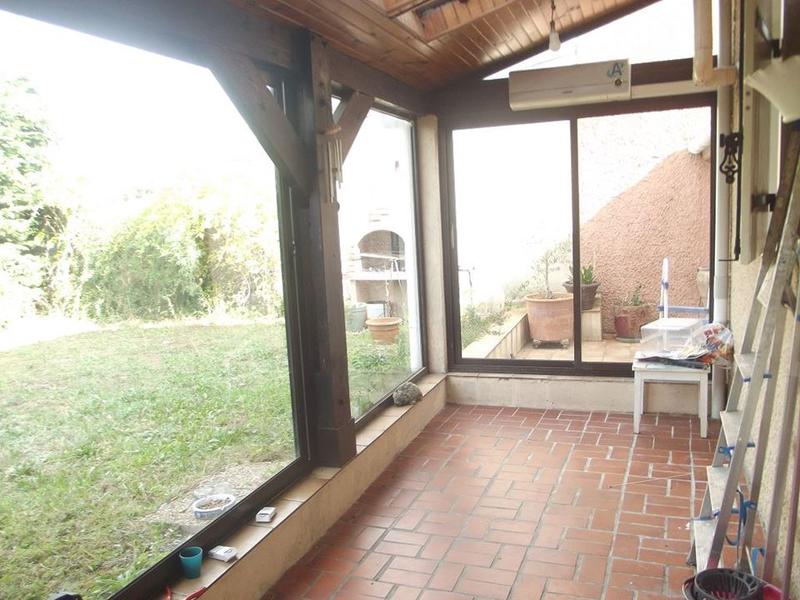 Maison traditionnelle - 90 m² - 4 pièces