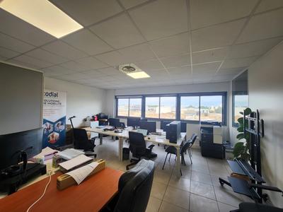 Bureau - 60 m² - 3 pièces