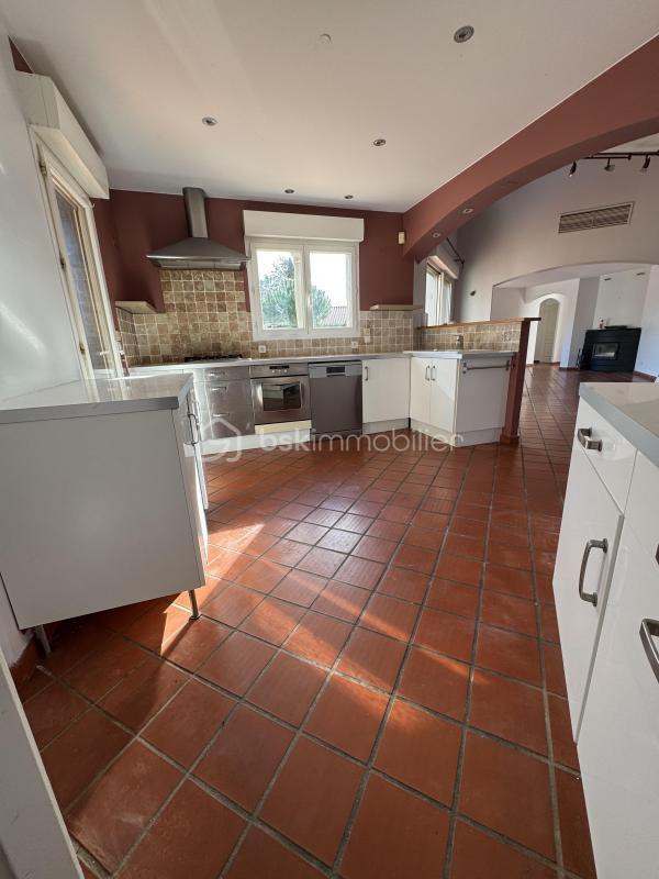 Maison - 138 m² - 5 pièces