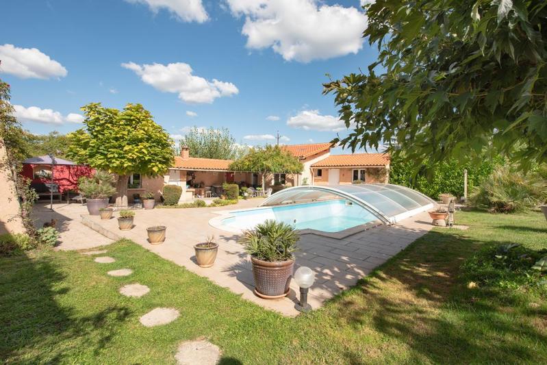 Maison - 158 m² - 8 pièces