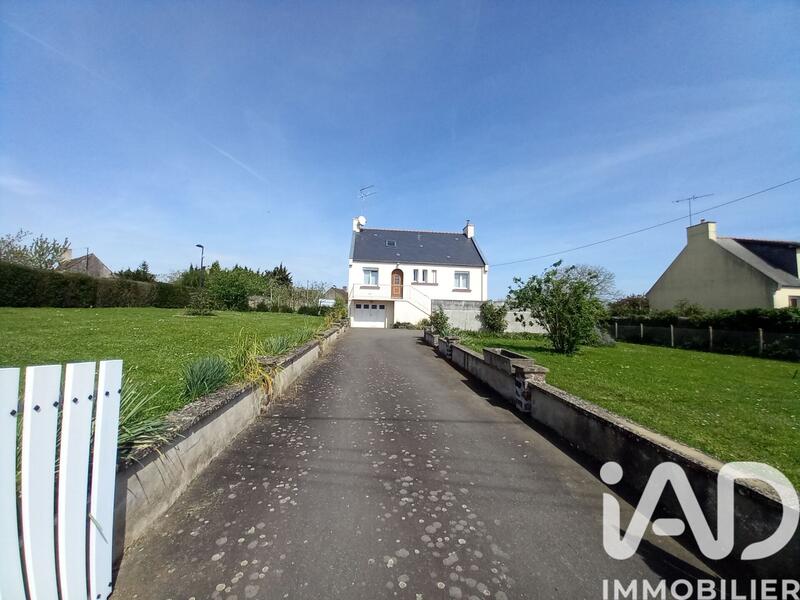 Maison - 93 m² - 6 pièces