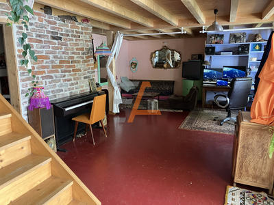 Loft - 96 m² - 3 pièces