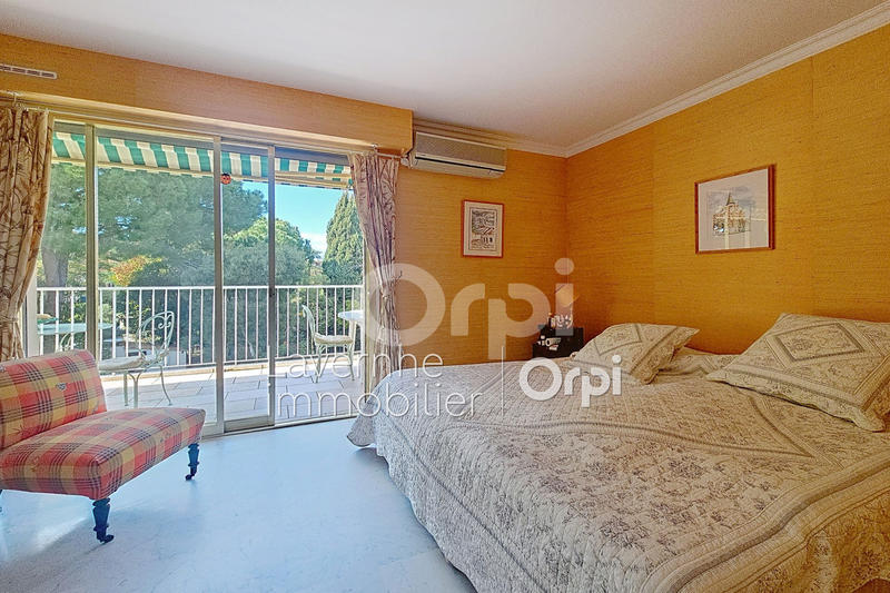 Appartement - 102 m² - 3 pièces